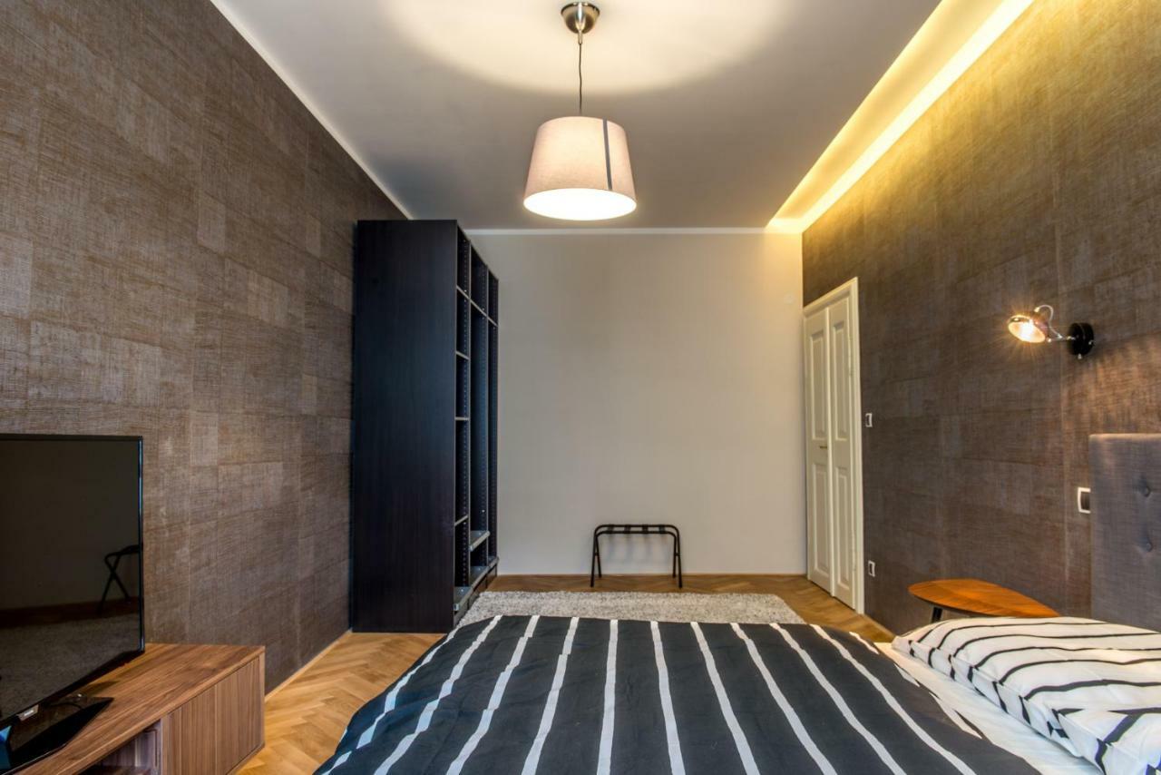 Exclusive 3 Bedroom Top-notch Flat, Great Location Апартаменты *