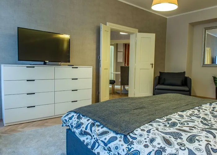 Exclusive 3 Bedroom Top-Notch Flat, Great Location